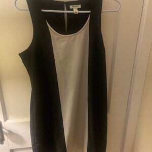 Old navy black and white mini dress casual